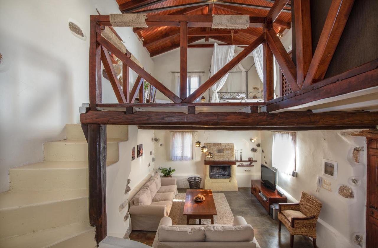 Verekinthos Villas - Pool, Hot Tub, Bbq, Kids Playground, Stunning Mountain Views Yerolákkos Extérieur photo