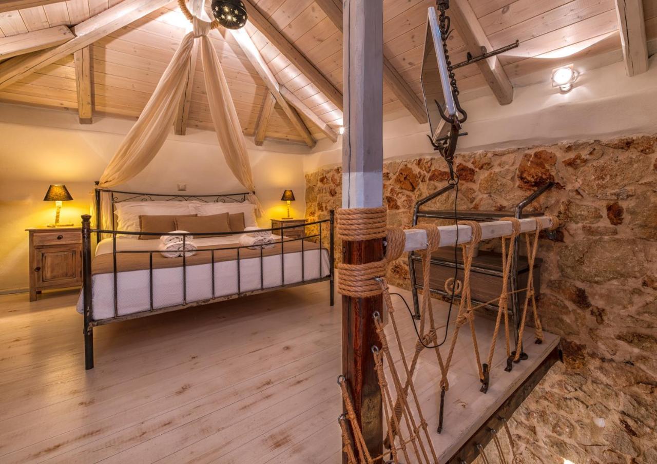 Verekinthos Villas - Pool, Hot Tub, Bbq, Kids Playground, Stunning Mountain Views Yerolákkos Extérieur photo